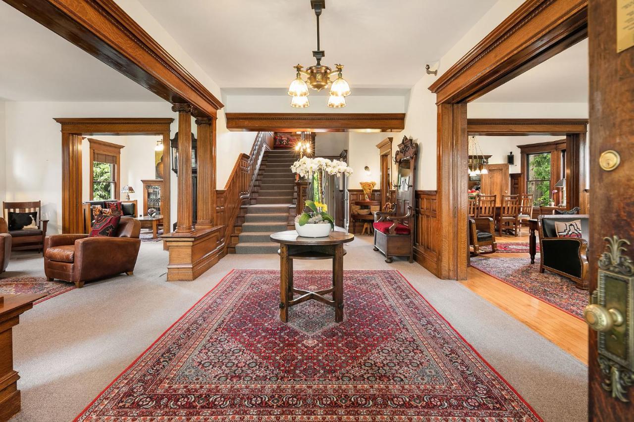 Seattle Gaslight Inn Bagian luar foto